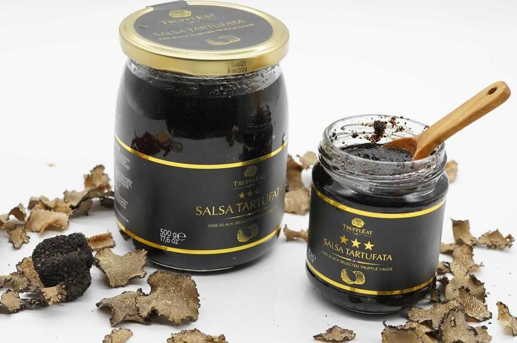 Italian Truffle sauce with fine black truffle Crimson Broadleaf