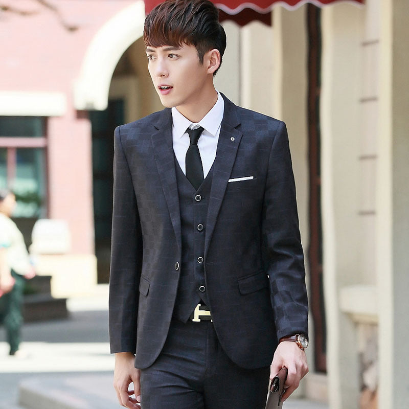 Young Handsome Groom Wedding Suit Saor Style