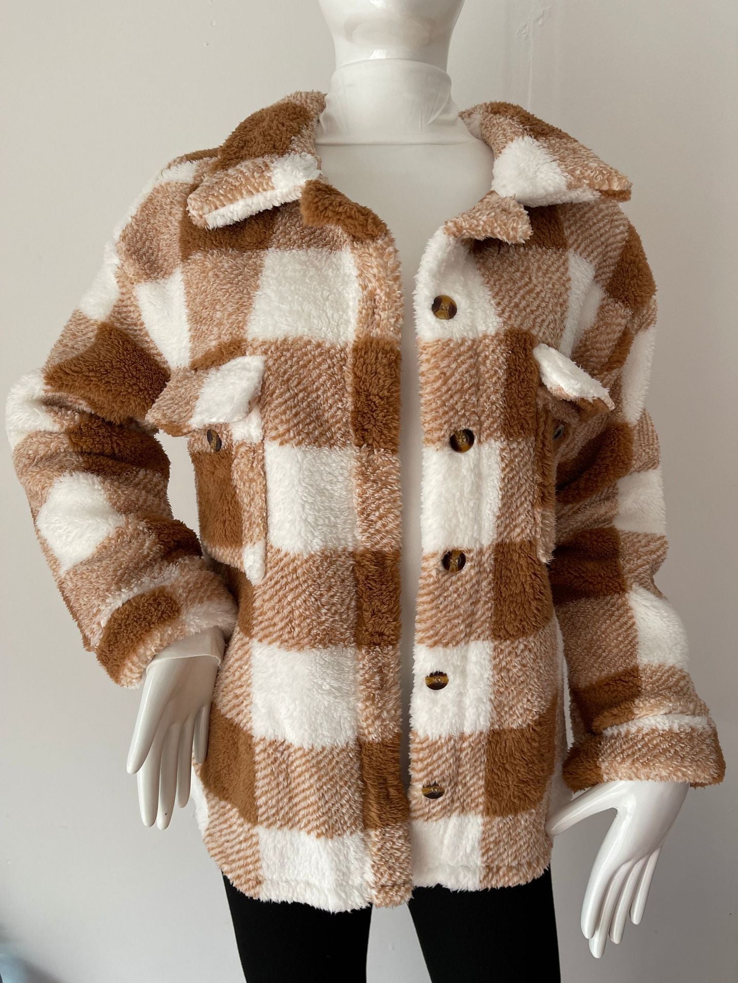 Autumn And Winter Long Sleeve Double Pocket Plaid Furry Coat Women Saor Style