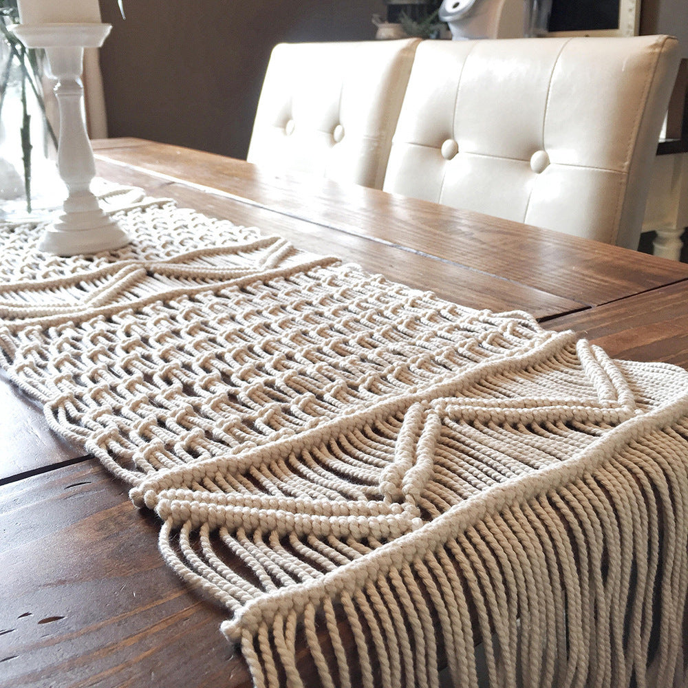 Decorative Hand Woven Table Carpet