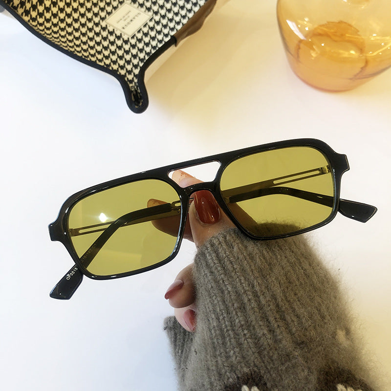 Sunglasses Color Olive Green Pilot Saor Style