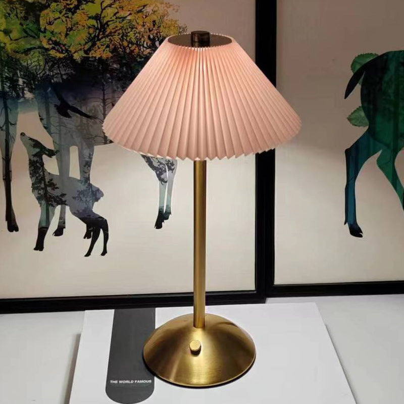 Light Luxury Metal Creativity Mushroom Small Night Lamp GND Products