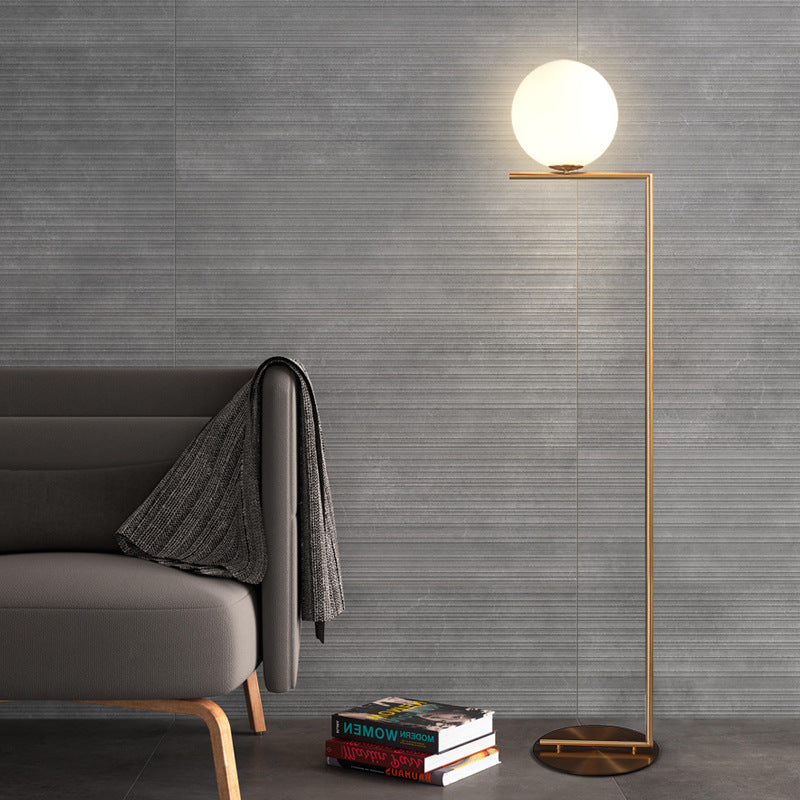 Nordic Modern Vertical Bedroom Bedside Lamp Saor Style