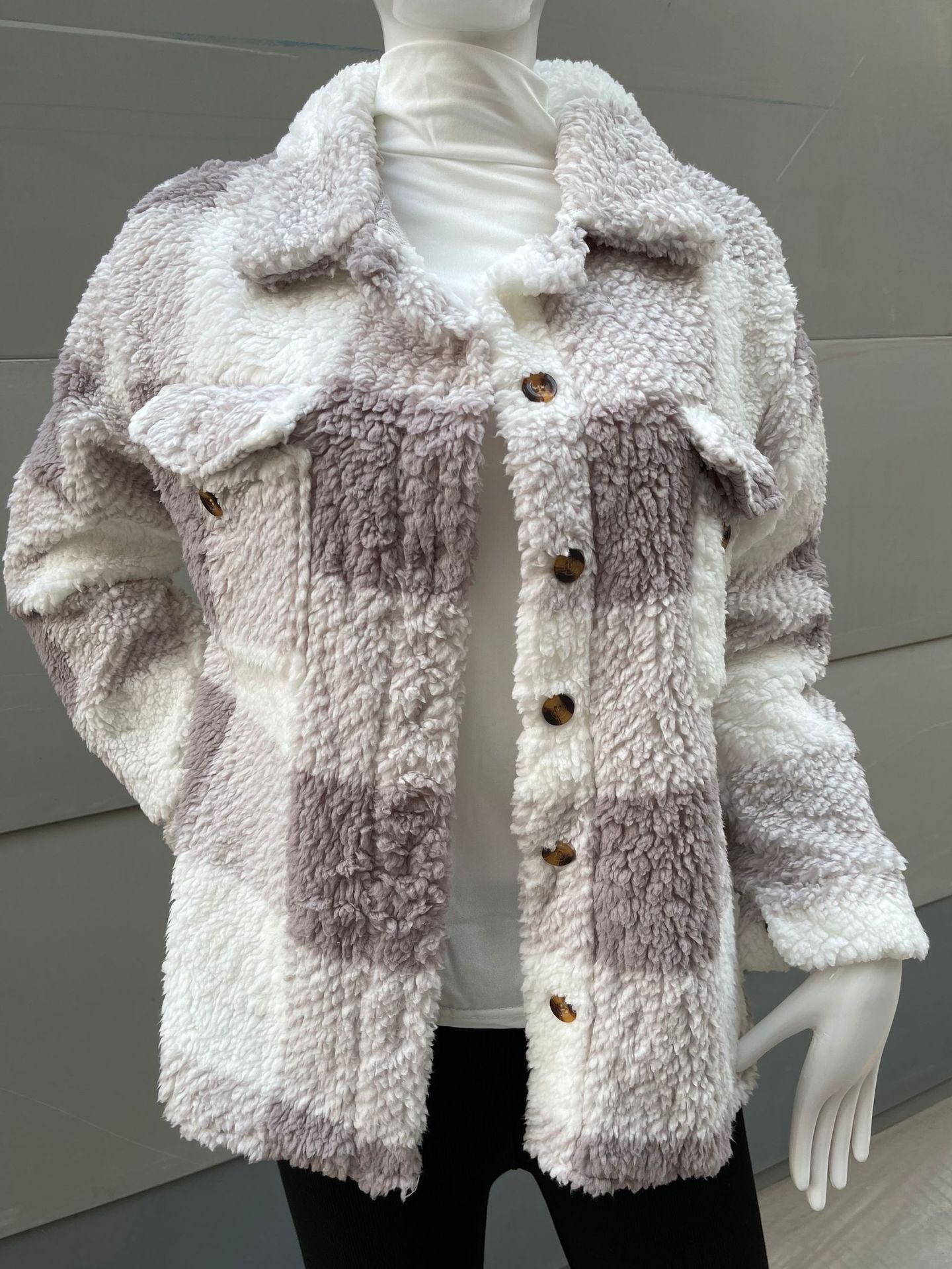 Autumn And Winter Long Sleeve Double Pocket Plaid Furry Coat Women Saor Style
