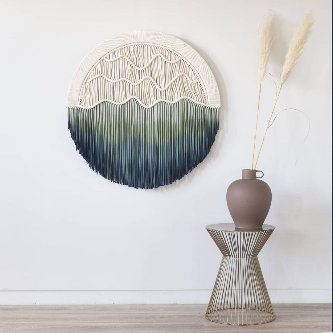 Nordic Hand-dyed Woven Round Tapestry Saor Style