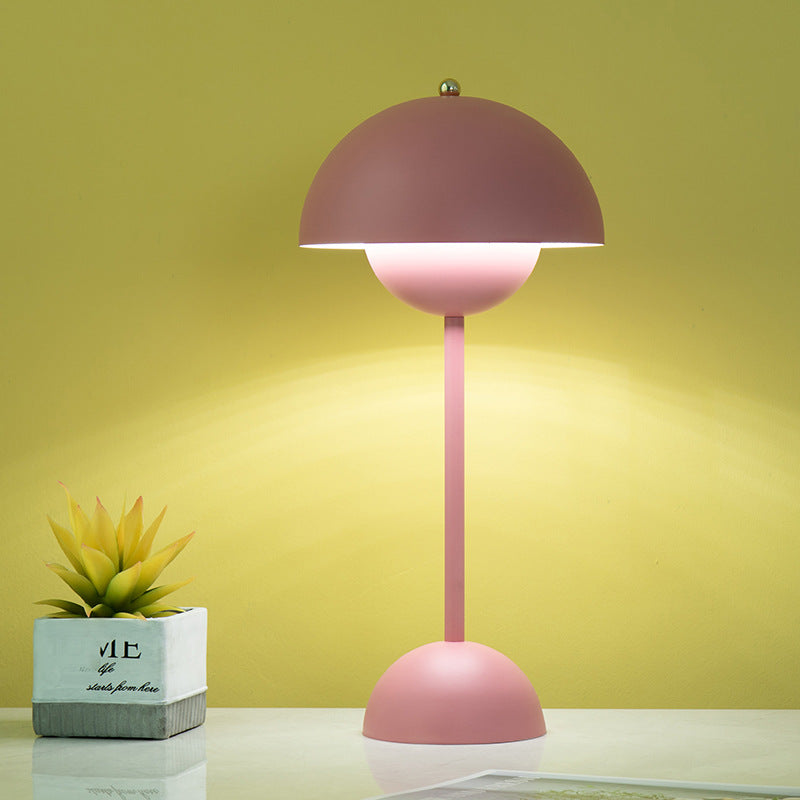 Creative Nordic Simple Bud Table Lamp Saor Style